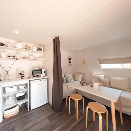 Camping Familial - Parc Aquatique - Grande Aire De Jeux A La Montagne