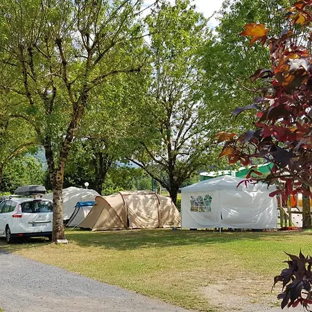 Kamp alanı Familial - Parc Aquatique - Grande Aire De Jeux A La Montagne