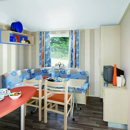 Familial - Parc Aquatique - Grande Aire De Jeux A La Montagne 캠프장 *