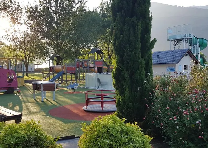 Familial - Parc Aquatique - Grande Aire De Jeux A La Montagne Agos-Vidalos