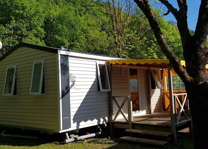 Familial - Parc Aquatique - Grande Aire De Jeux A La Montagne Κάμπινγκ *