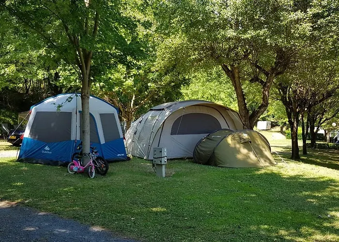 Familial - Parc Aquatique - Grande Aire De Jeux A La Montagne Kemping