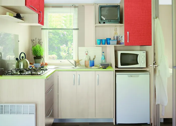 Familial - Parc Aquatique - Grande Aire De Jeux A La Montagne Κάμπινγκ *