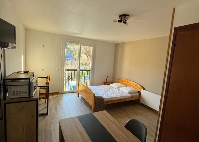 Kemping Familial - Parc Aquatique - Grande Aire De Jeux A La Montagne *